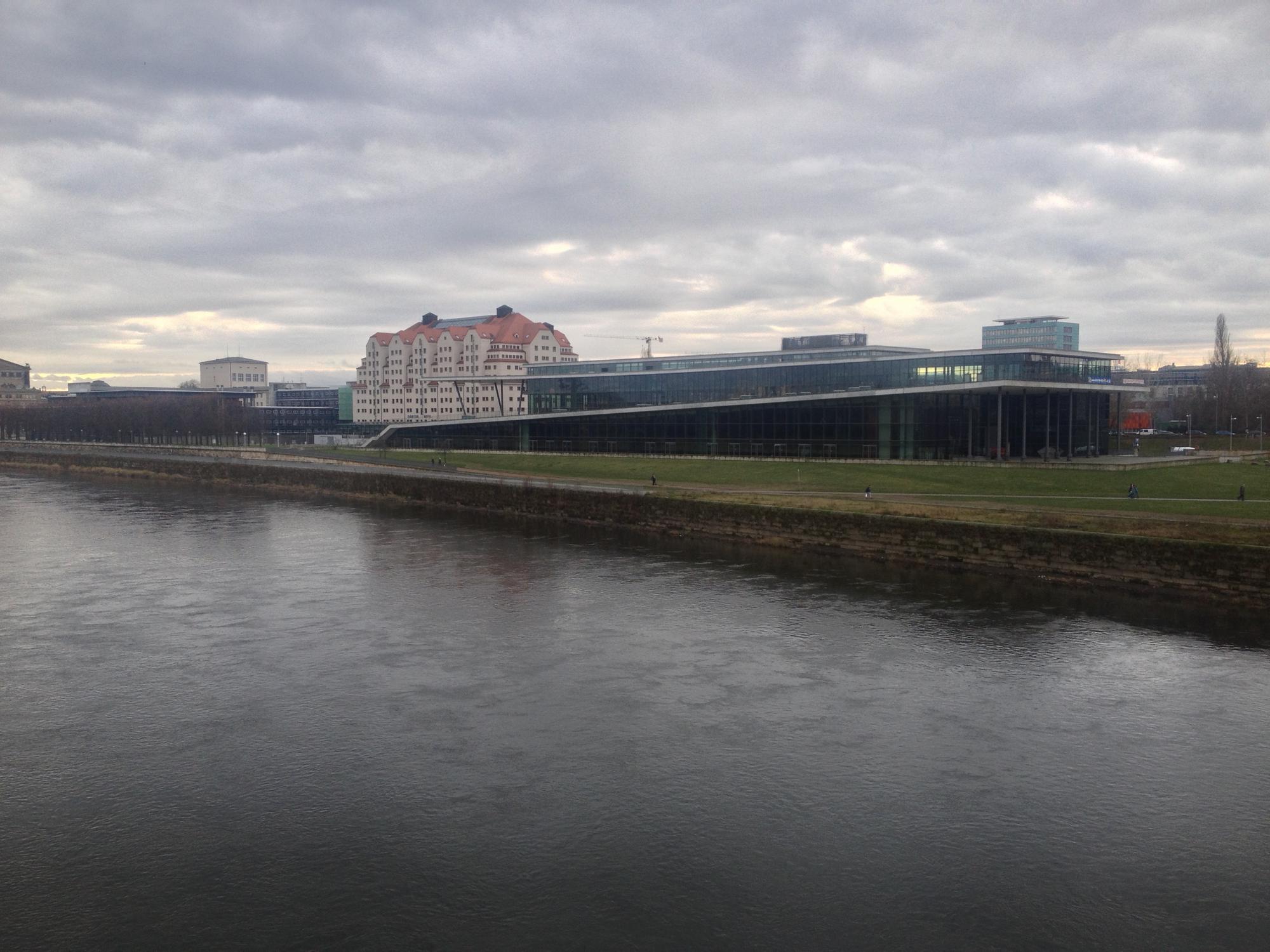 🇩🇪 Dresden, Germany, December 2015.