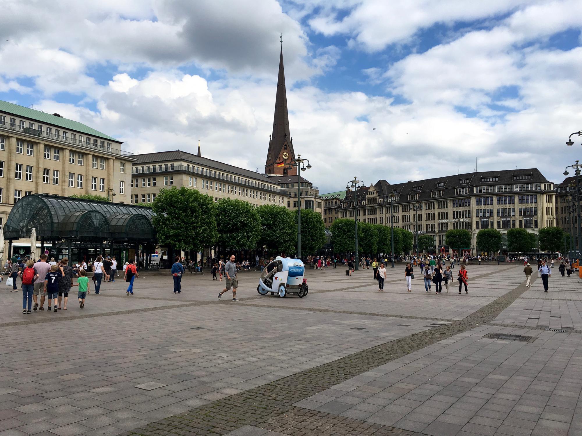 🇩🇪 Hamburg, Germany, July 2016.