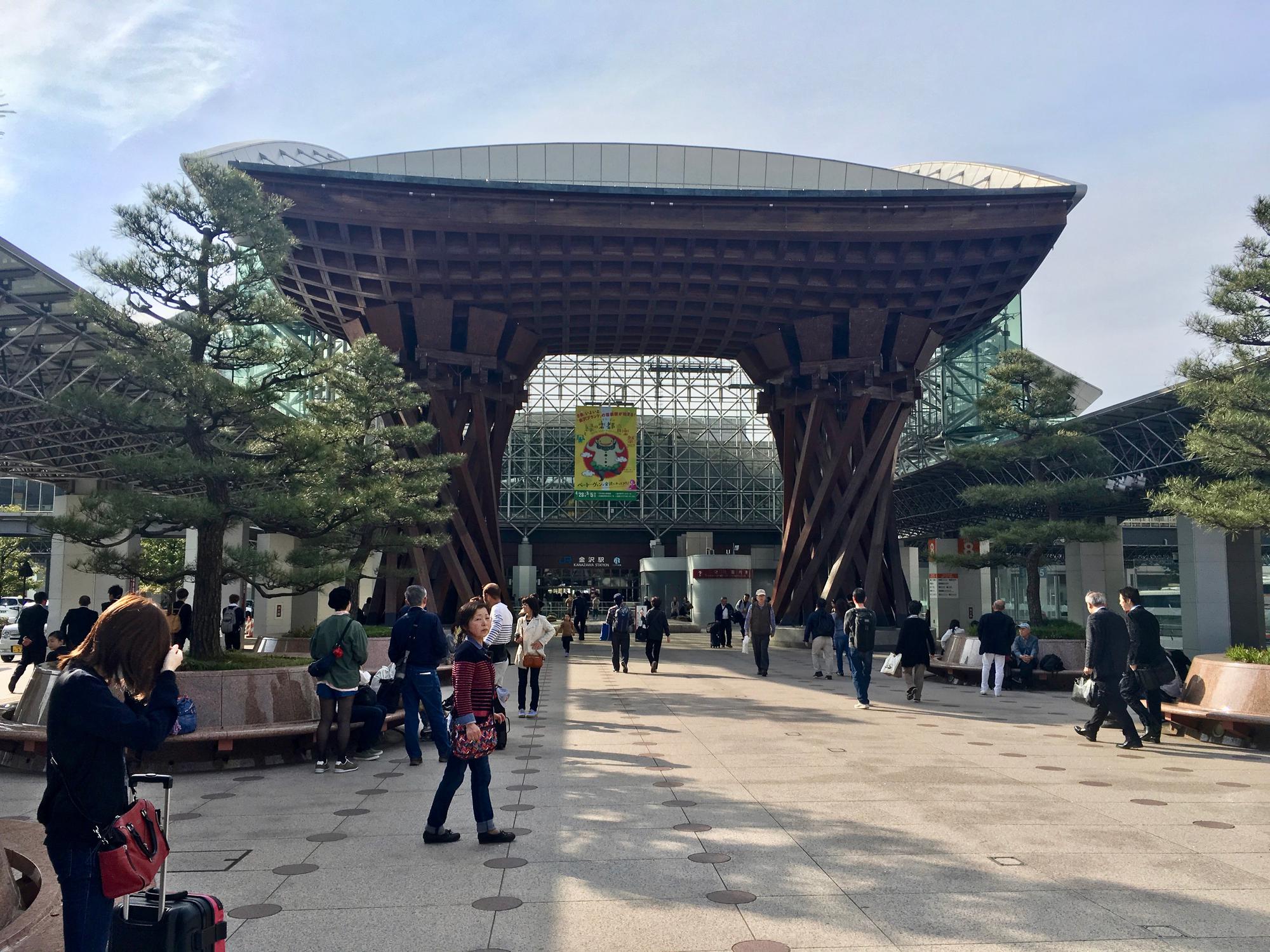 🇯🇵 Kanazawa, Japan, April 2017.