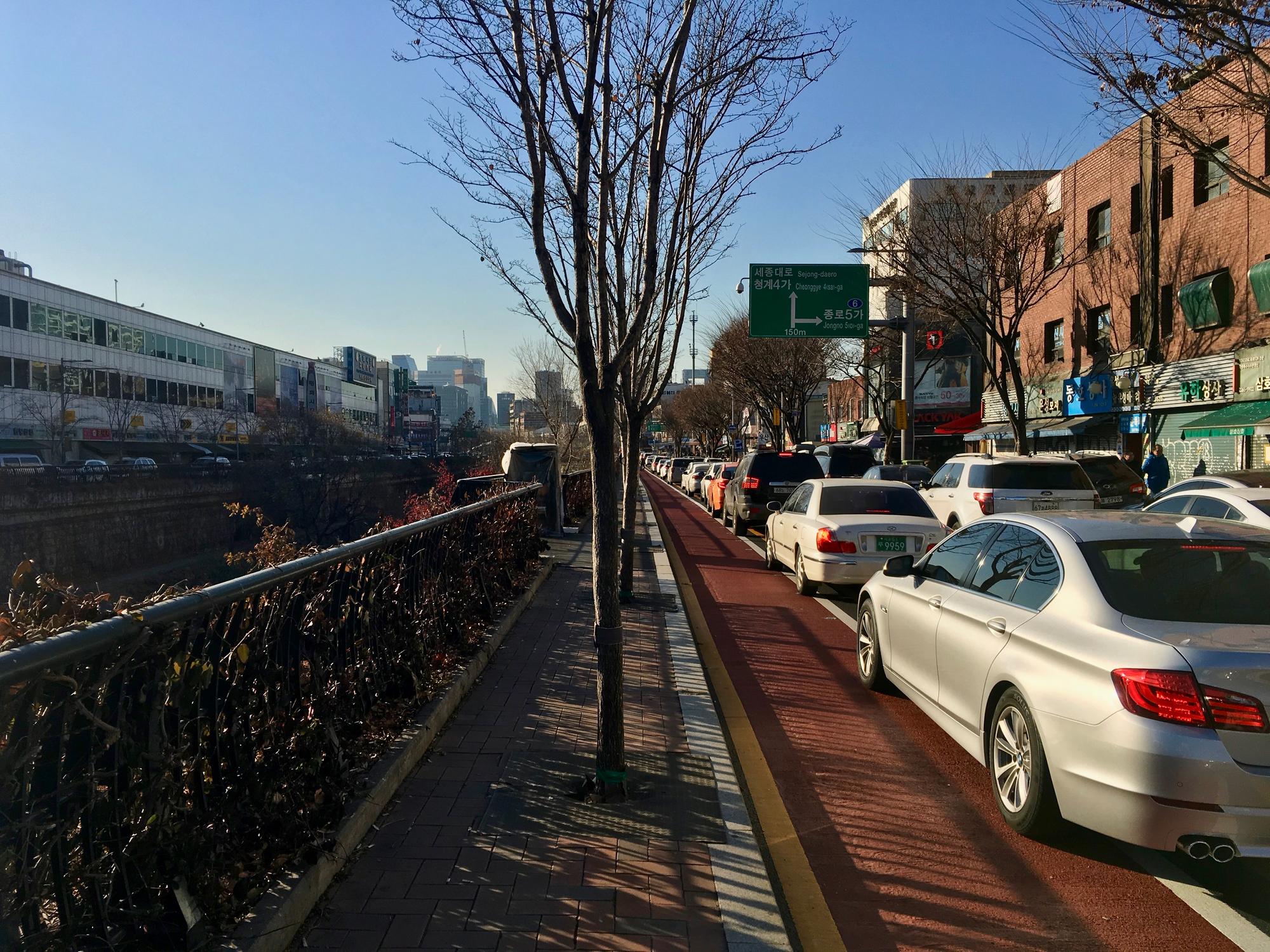 🇰🇷 Seoul, South Korea, December 2018.