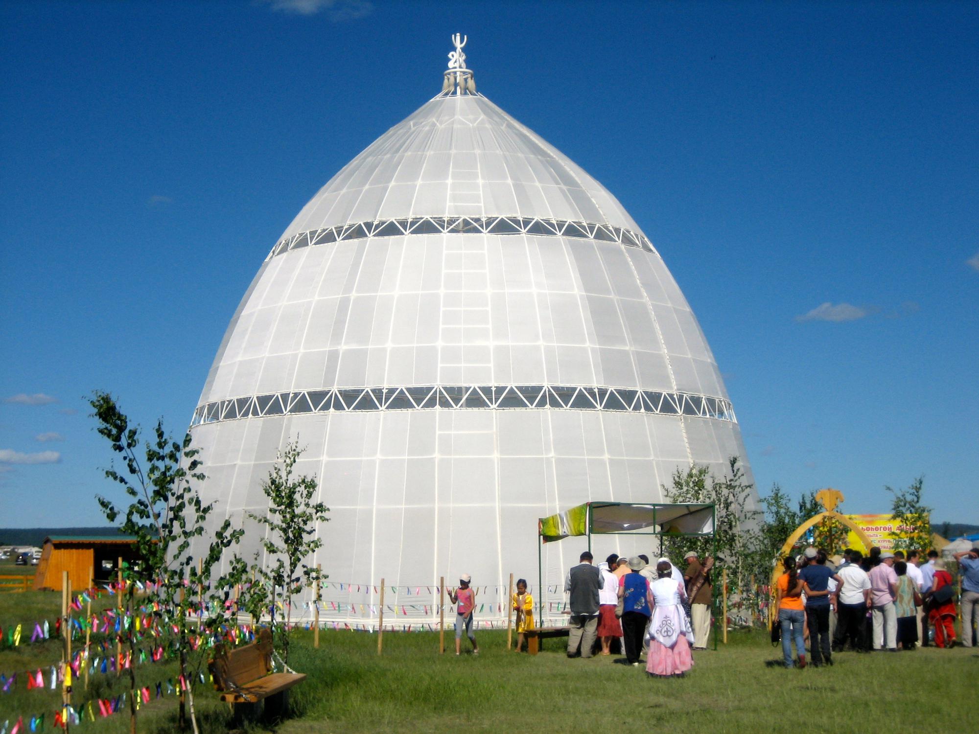 🇷🇺 Yakutsk, Russia, June 2012.